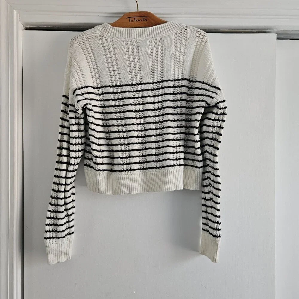 Aeropostale Black & White Striped Crew X-Small Sweater
